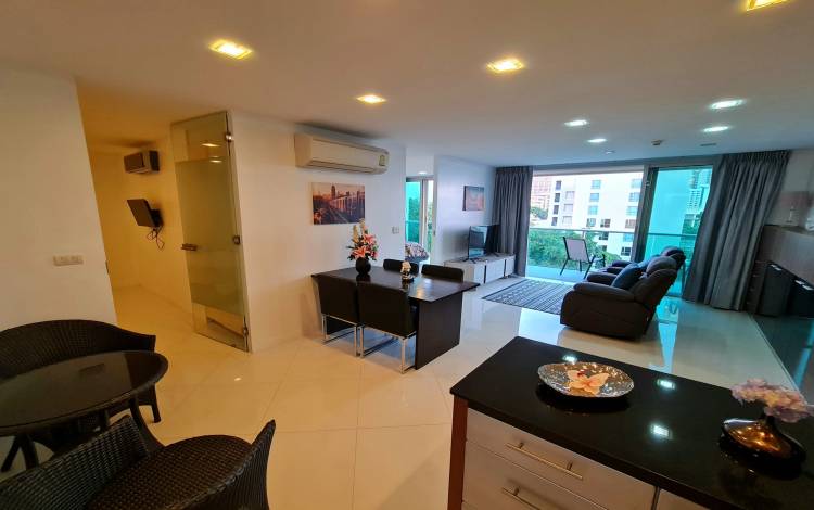 2 bedroom condo for sale at Wongamat Beach, beachfront condo for sale Pattaya, Wongamat condo for sale, Pattaya Real Estate, Real Estate Agency Pattaya, Leading Real Estate Agency Pattaya