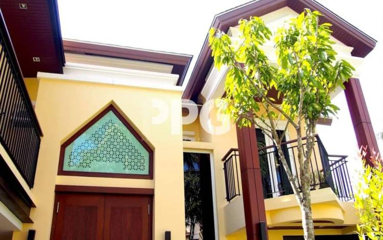 Phuket, 4 Bedrooms Bedrooms, ,5 BathroomsBathrooms,House,For Sale,2699