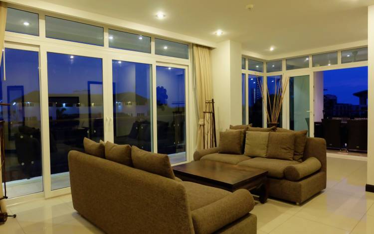 Very large, quiet, 2 bedroom, condo, for rent, Pratumnak, Pattaya, Siam Ocean View