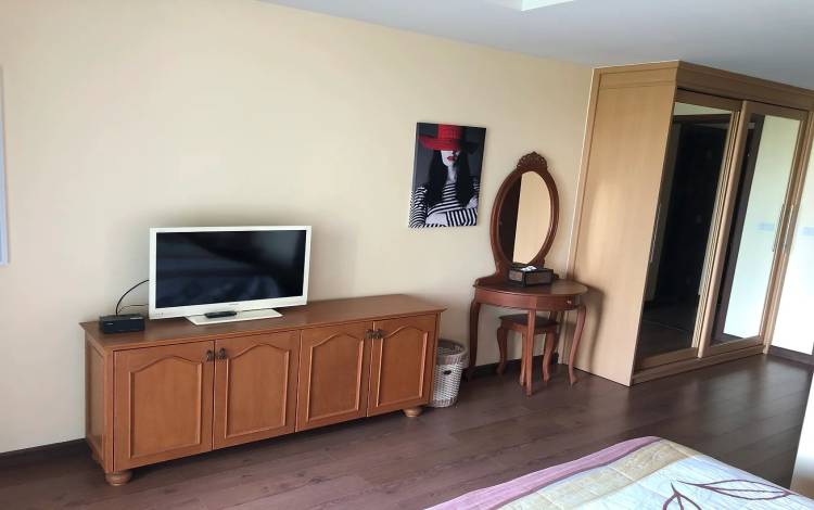 Large 2 bedroom condo for sale in Pattaya, 2 bedroom condo for sale on Pratumnak, Pattaya condo for sale, Real Estate Pattaya, Trusted real estate agent Pattaya, Property Excellence