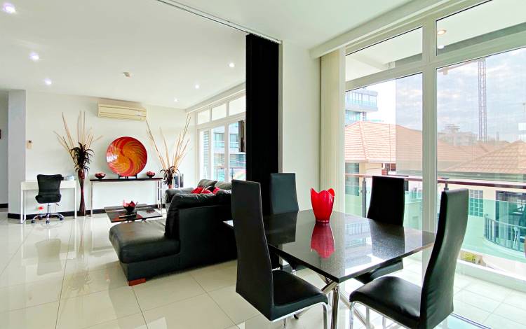 Large, 2 bedroom, condo, Siam Ocean View, Pratumnak, Pattaya