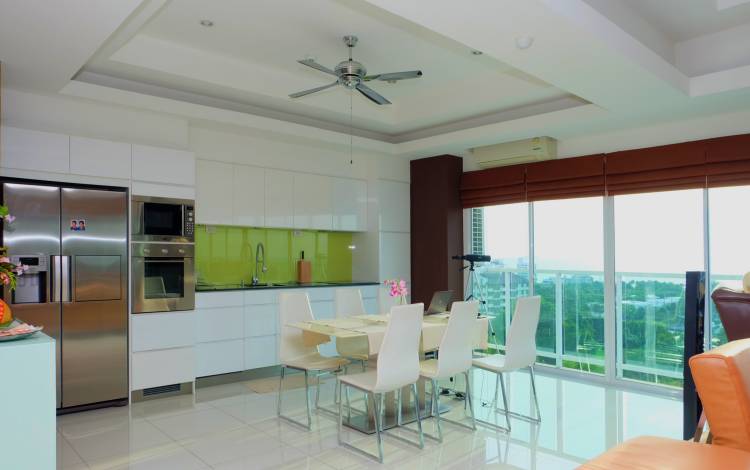 Penthouse for sale on Pratumnak Pattaya, Penthouse Pattaya, Pratumnak condo, condo for sale Pratumnak, Large condo for sale Pratumnak, Real Estate Pattaya, Property Excellence