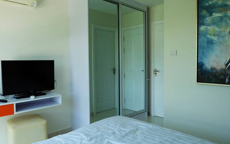 cheap, large, 1-bedroom, condo, for sale, Art on the Hill, Pratumnak, Pattaya