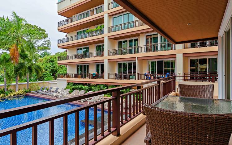 Large, 2-bedroom, condo, Jomtien, for sale, exclusive, beach