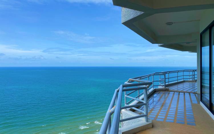 Penthouse Rayong for sale, Large condo in Rayong for Sale, Rayong condo for sale, Rayong properties, Real Estate Rayong