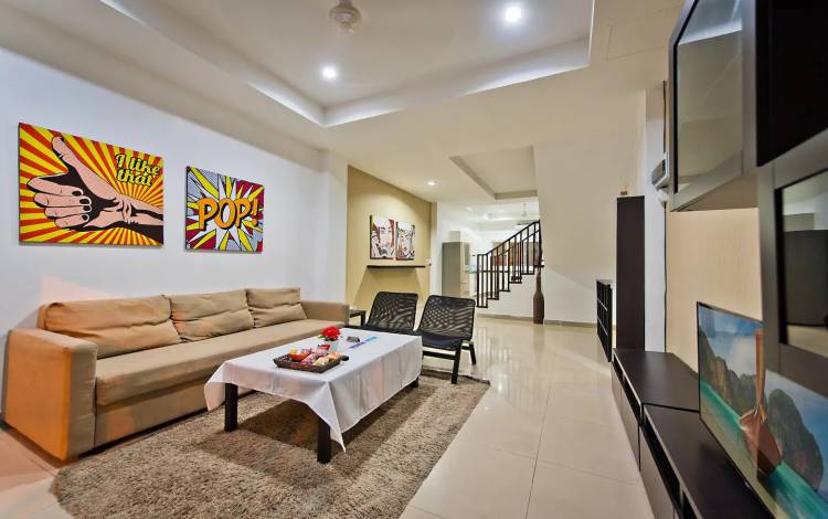 Townhouse, 4-bedroom, for rent, Jomtien, Thepprasit Road, Sukhumvit Road