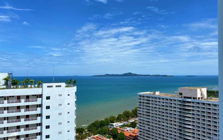 Large, studio, for rent, Jomtien Complex, high floor, beach