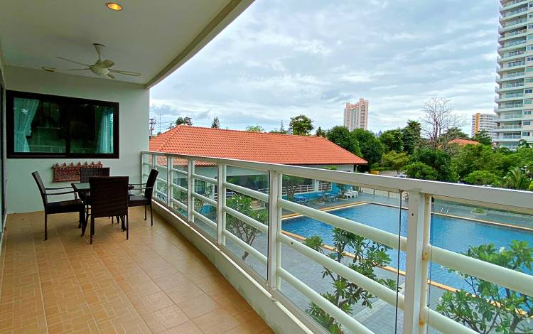 2-bedroom, large, condo, for rent, View Talay 5C, Jomtien Beach, corner unit