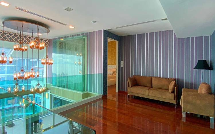 stunning, 3-bedroom, Penthouse, for sale, Wongamat beach, Pattaya, large balcony