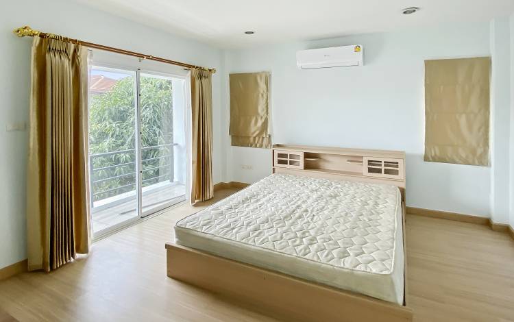 3 bedroom house for sale in Pattaya, Central Hillside Pattaya house for sale, 2 storey house in Pattaya for sale, Pattaya real estate, house without pool for sale Pattaya, Property Excellence