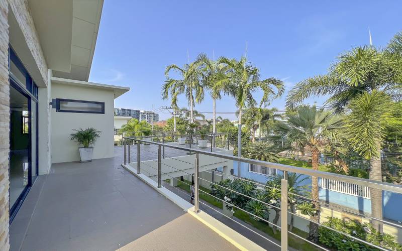 Pool villa for sale Pattaya, Pattaya house for sale, House not in village Pattaya, Pattaya Real Estate 