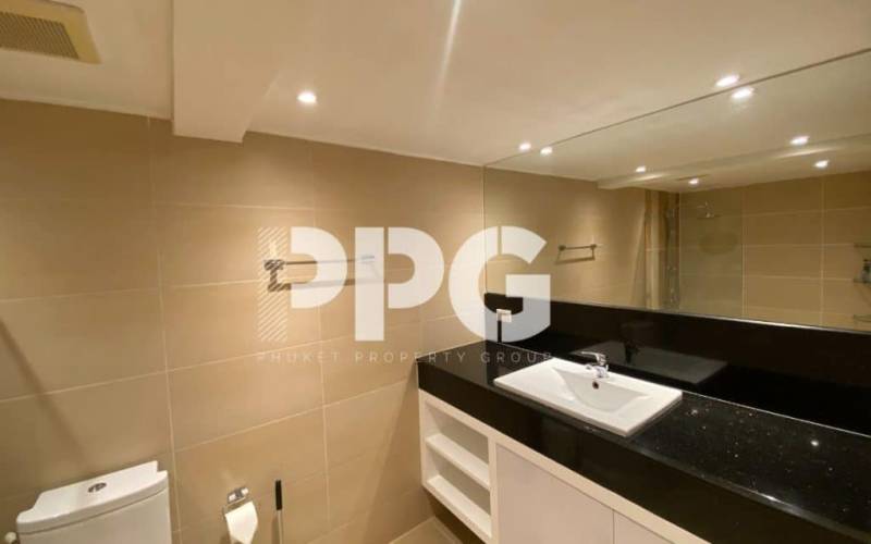 Phuket, 2 Bedrooms Bedrooms, ,1 BathroomBathrooms,Condo,For Sale,2330