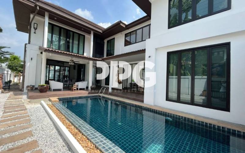 Phuket, 3 Bedrooms Bedrooms, ,3 BathroomsBathrooms,House,For Sale,2343