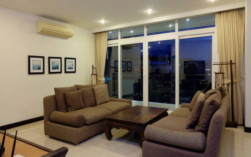 Very large, quiet, 2 bedroom, condo, for rent, Pratumnak, Pattaya, Siam Ocean View