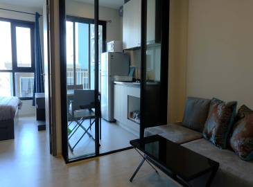 1 bedroom condo for rent in The Base Pattaya, Pattaya condo for rent, central Pattaya condo for rent, The Base Pattaya, Real Estate agent Pattaya, Property Excellence