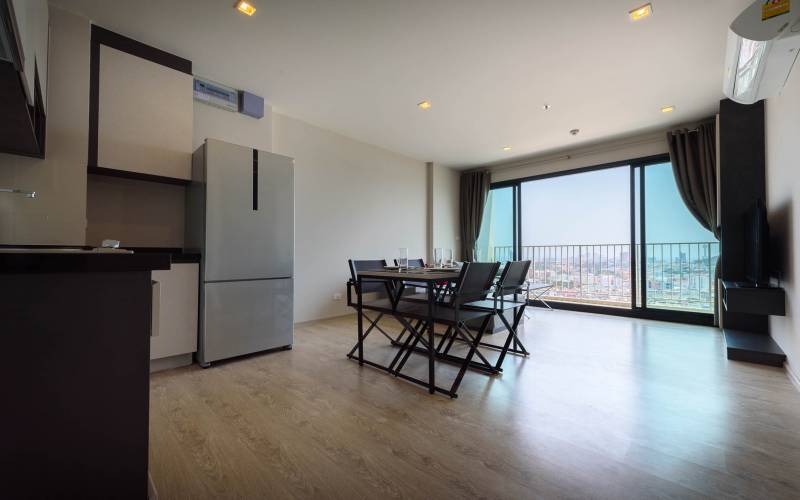 Top floor condo for rent in The Base Central Pattaya, Central Pattaya condo for rent, condo rent Pattaya, Pattaya condos, The Base Pattaya