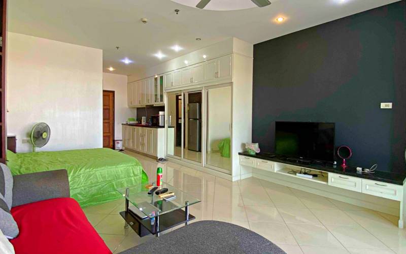 beautiful, studio, View Talay 5D, Pattaya side, for sale