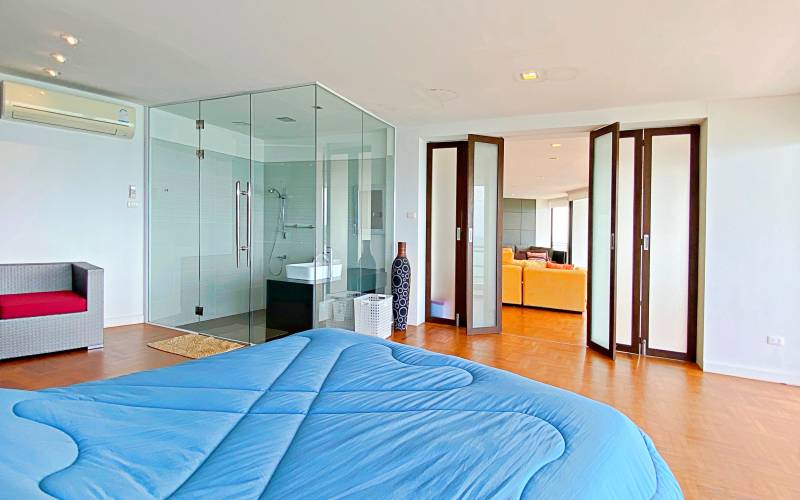 Penthouse Rayong for sale, Large condo in Rayong for Sale, Rayong condo for sale, Rayong properties, Real Estate Rayong