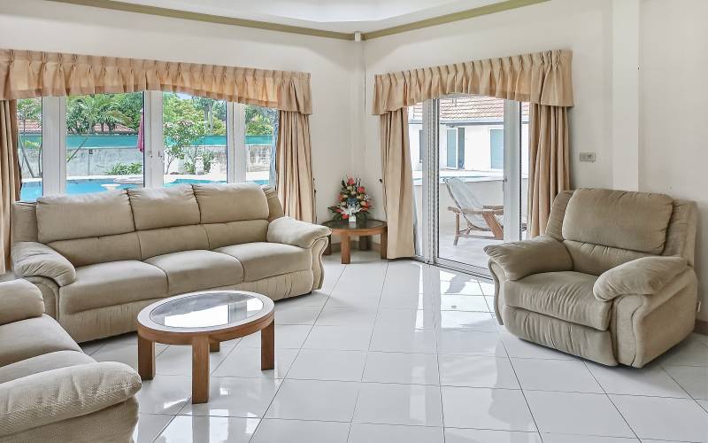 3-bedroom pool villa, Pool villa for rent, Nongplalai Pattaya, 