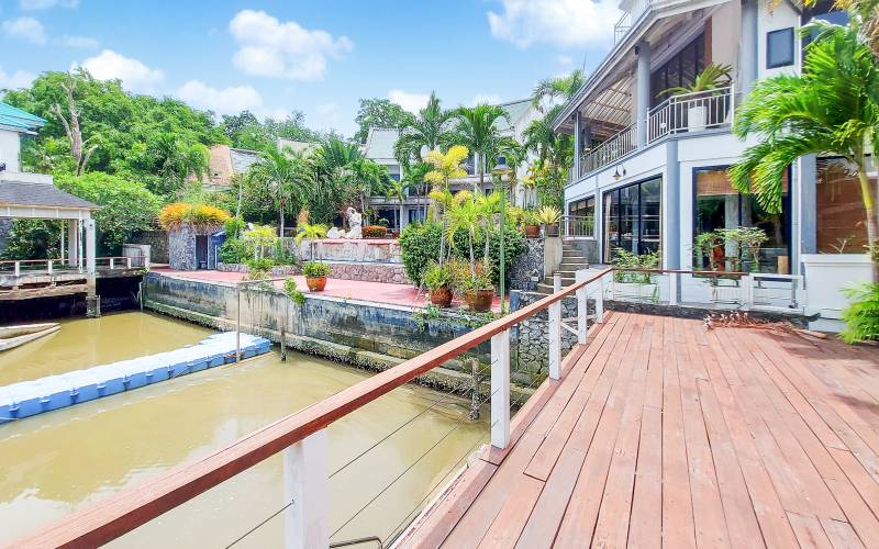 Chonburi, 3 Bedrooms Bedrooms, ,4 BathroomsBathrooms,House,For Sale,1867