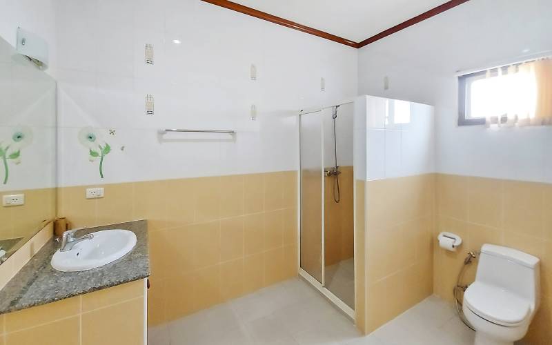 Chonburi, 3 Bedrooms Bedrooms, ,3 BathroomsBathrooms,House,For Rent,1868