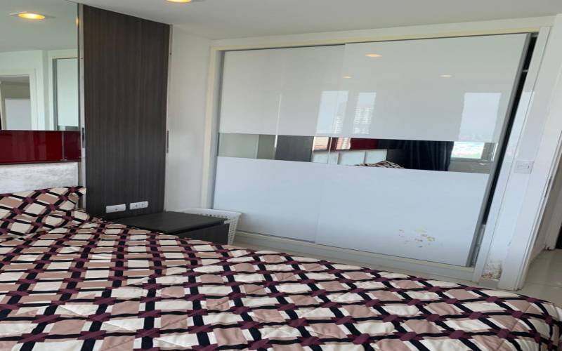 High floor 2 bedroom condo for sale Pattaya, High floor condo in The Vision Pratumnak for sale,  Above Pooldeck condo The Vision Pattaya, Pattaya condo for sale, Pratumnak condo for sale, The vision Pattaya for sale, Property Excellence