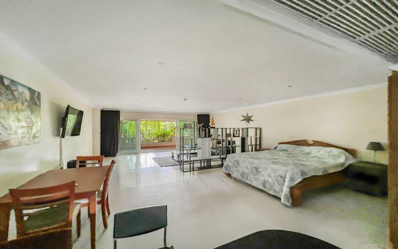 Executive Residence 1 condo for sale, Condo for rent Executive Residence 1, Condo for sale Cozy Beach, Cheap studio for sale on Pratumnak, Pattaya Real Estate, Property Excellence