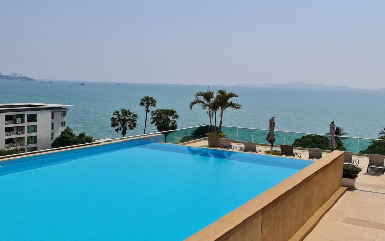 2 bedroom condo for sale at Wongamat Beach, beachfront condo for sale Pattaya, Wongamat condo for sale, Pattaya Real Estate, Real Estate Agency Pattaya, Leading Real Estate Agency Pattaya