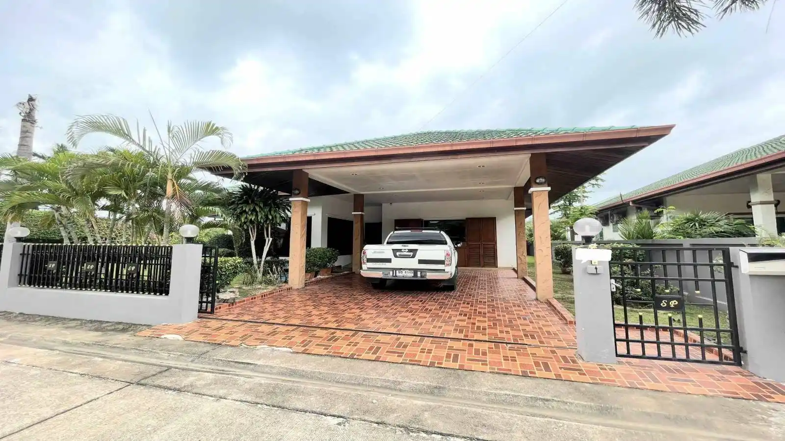 Pattaya, 3 Bedrooms Bedrooms, 0 ,2 BathroomsBathrooms,House,For Sale,0,2132