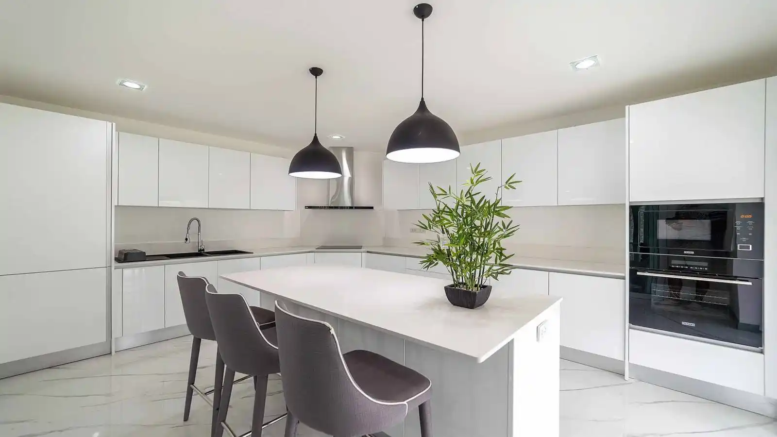 Pattaya, Pattaya, 5 Bedrooms Bedrooms, ,6 BathroomsBathrooms,House,For Sale,2135