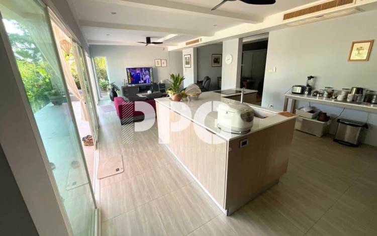 Phuket, 4 Bedrooms Bedrooms, ,5 BathroomsBathrooms,House,For Sale,2333