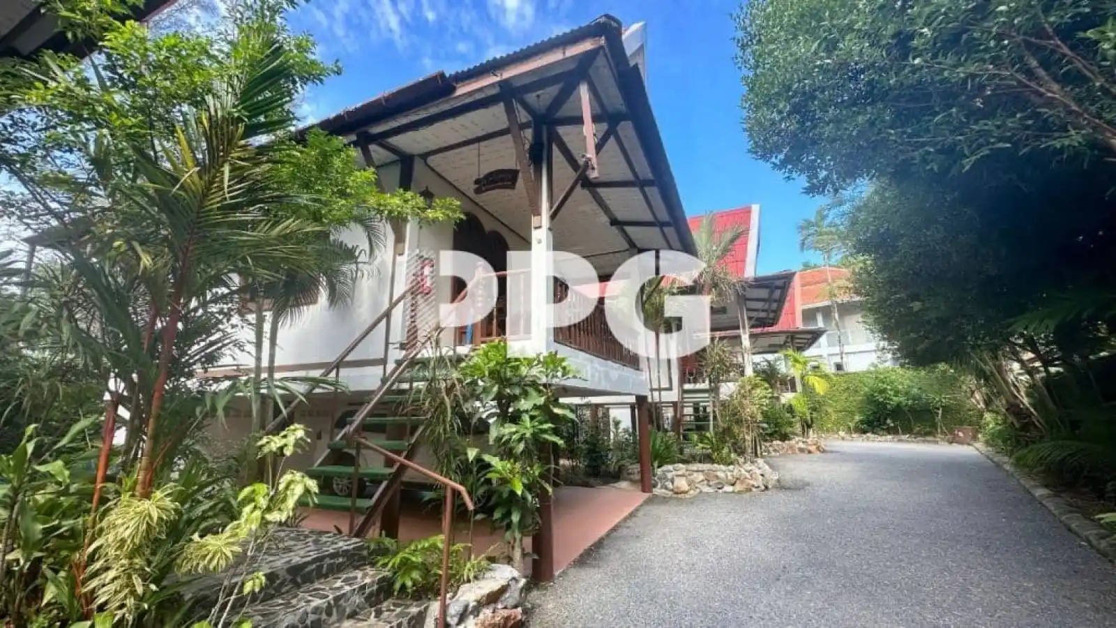 Phuket, 4 Bedrooms Bedrooms, ,Guest house,For Sale,2250