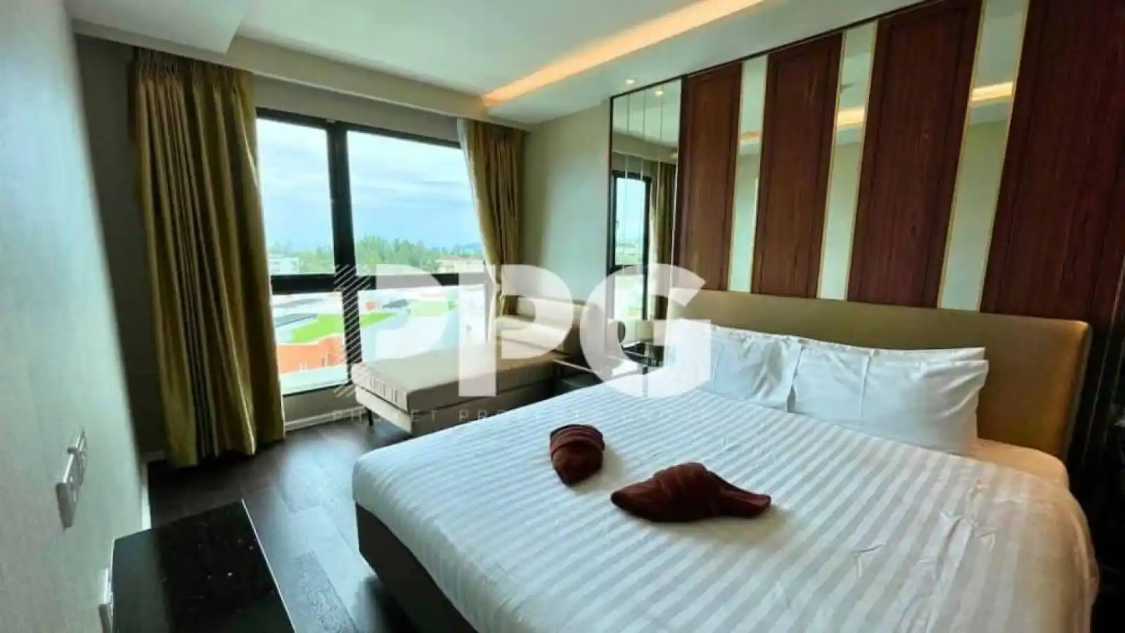 Phuket, 2 Bedrooms Bedrooms, ,2 BathroomsBathrooms,Condo,For Sale,2293