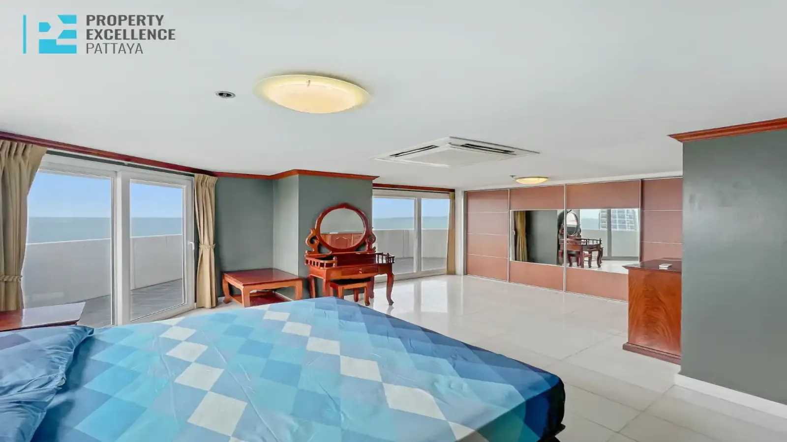 Pattaya, 4 Bedrooms Bedrooms, 0 ,3 BathroomsBathrooms,Condo,For Rent,14,2820
