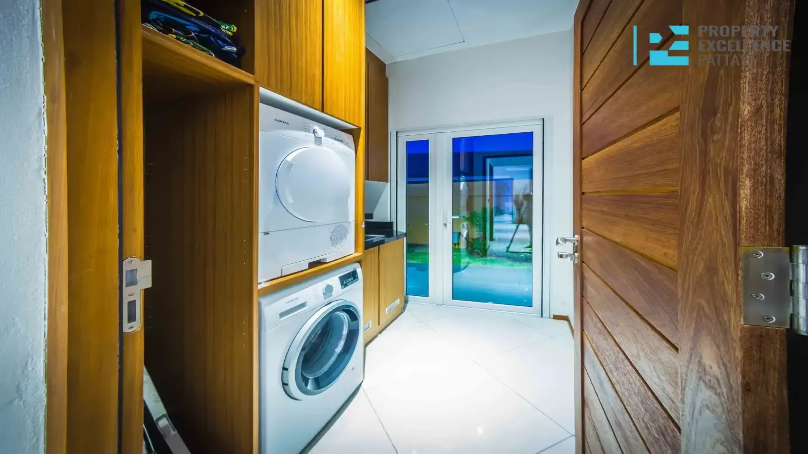 Pattaya, 3 Bedrooms Bedrooms, 0 ,3 BathroomsBathrooms,House,For Rent,0,2844