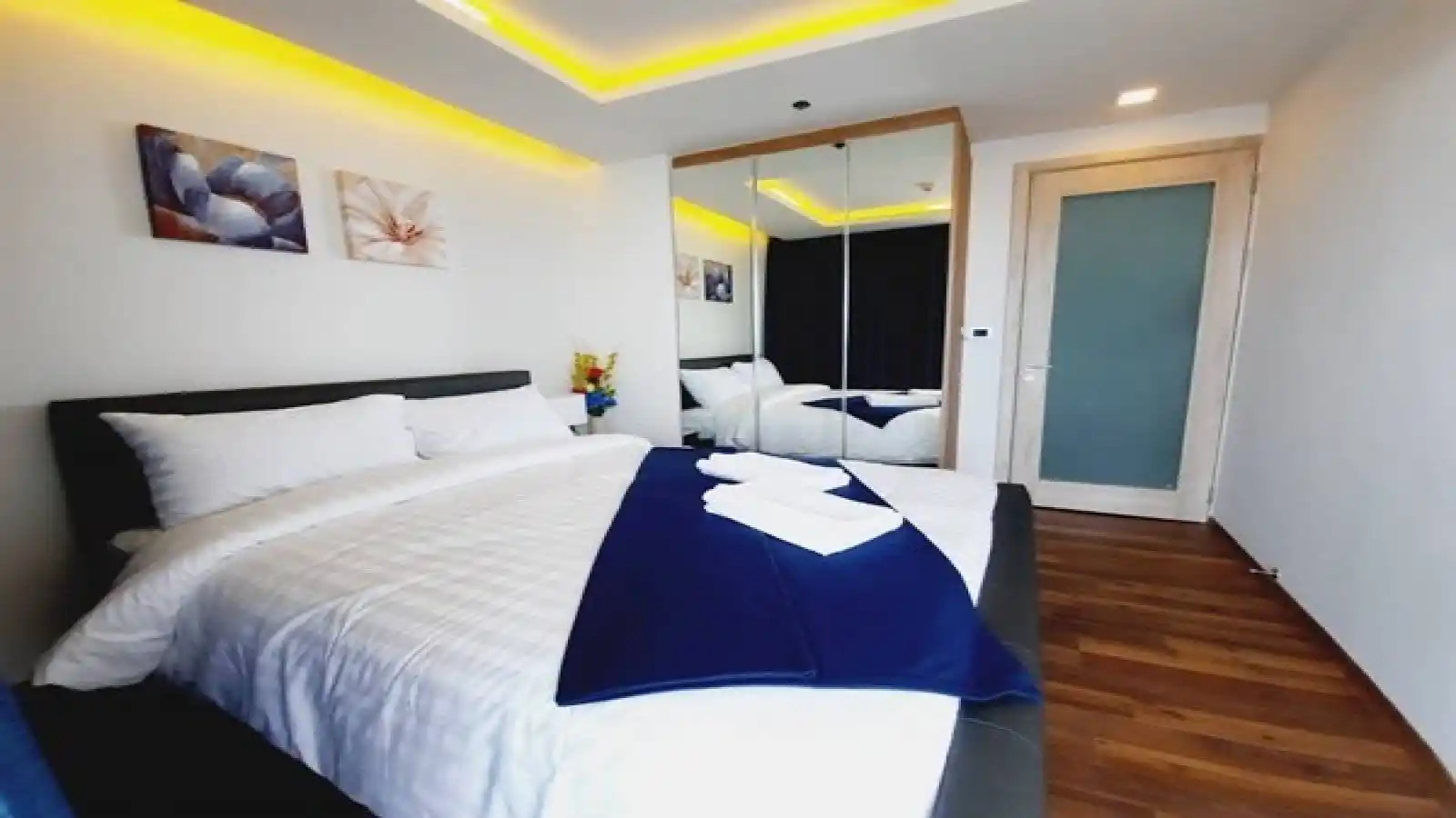 2 bedroom condo for sale in The Peak Towers Pattaya, Peak Towers Pattaya condo for sale, Luxury condo for sale in Pattaya, Pattaya condo for sale, Pattaya condos, Pattaya Luxury estate agent, Property Excellence