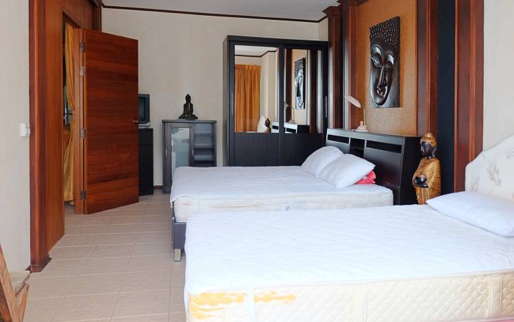 large, 1-bedroom, condo, beachfront, Jomtien, View Talay 5C