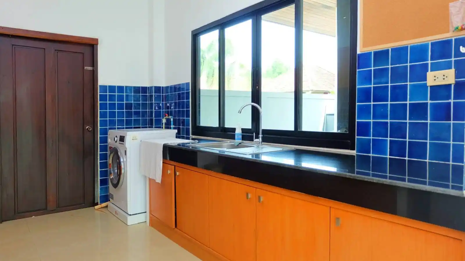 2-bedroom, house, pool, villa, for rent, Mabprachan Lake, East Pattaya