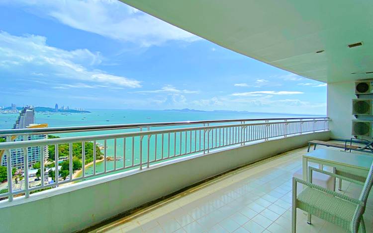 Large, 2-bedroom, condo for rent, high floor, Saranchol, Wongamat, Pattaya