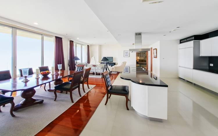 Exclusive beachfront condo for sale, 3 bedroom condo for sale in The Cove, Pattaya exclusive properties, Wongamat condo for sale, Property Excellence