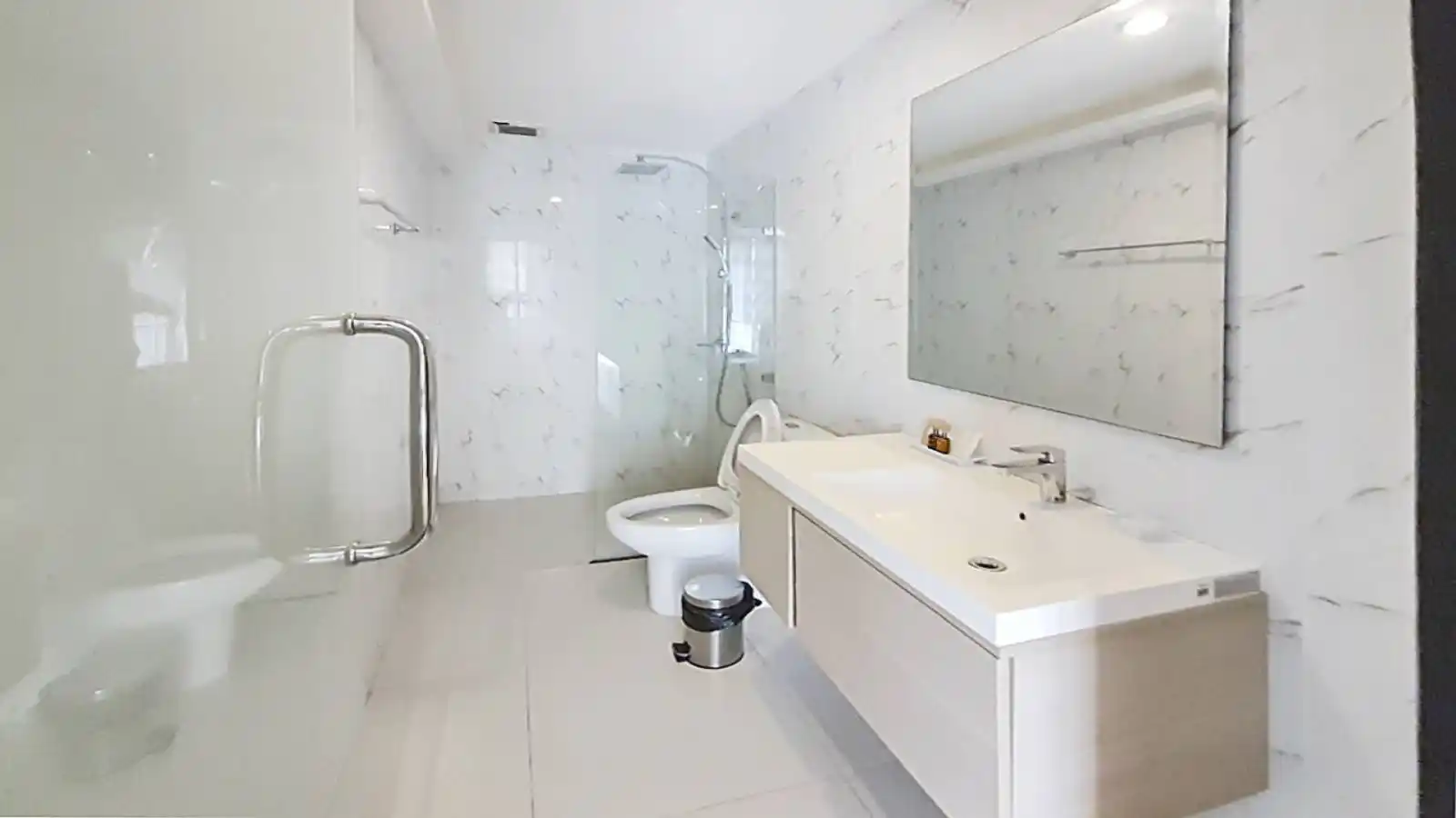 Chonburi, 4 Bedrooms Bedrooms, ,6 BathroomsBathrooms,House,For Sale,1813