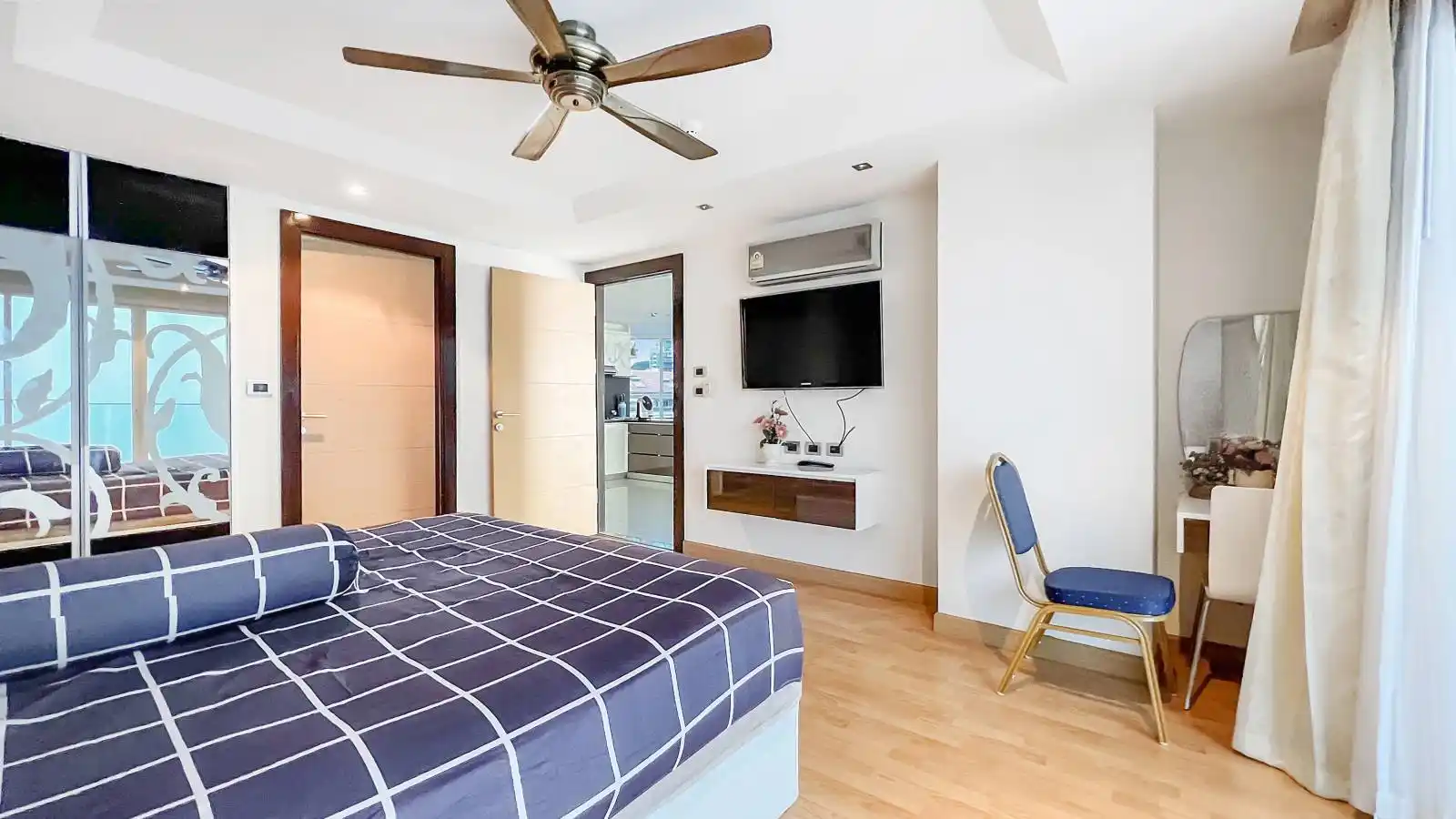 Large 1 bedroom condo for rent on Pratumnak Hill, Pattaya condo rentals, Condo for rent Pattaya, Pratumnak condo for rent, Pattaya condos, Property Excellence