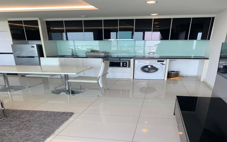 High floor 2 bedroom condo for sale Pattaya, High floor condo in The Vision Pratumnak for sale,  Above Pooldeck condo The Vision Pattaya, Pattaya condo for sale, Pratumnak condo for sale, The vision Pattaya for sale, Property Excellence