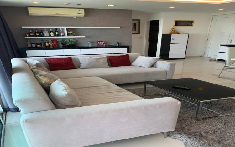 High floor 2 bedroom condo for sale Pattaya, High floor condo in The Vision Pratumnak for sale,  Above Pooldeck condo The Vision Pattaya, Pattaya condo for sale, Pratumnak condo for sale, The vision Pattaya for sale, Property Excellence