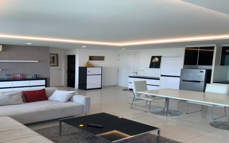 High floor 2 bedroom condo for sale Pattaya, High floor condo in The Vision Pratumnak for sale,  Above Pooldeck condo The Vision Pattaya, Pattaya condo for sale, Pratumnak condo for sale, The vision Pattaya for sale, Property Excellence