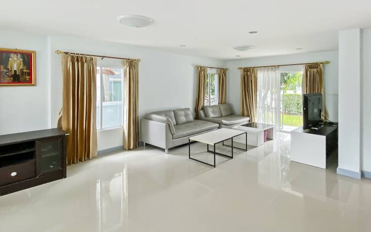 3 bedroom house for sale in Pattaya, Central Hillside Pattaya house for sale, 2 storey house in Pattaya for sale, Pattaya real estate, house without pool for sale Pattaya, Property Excellence